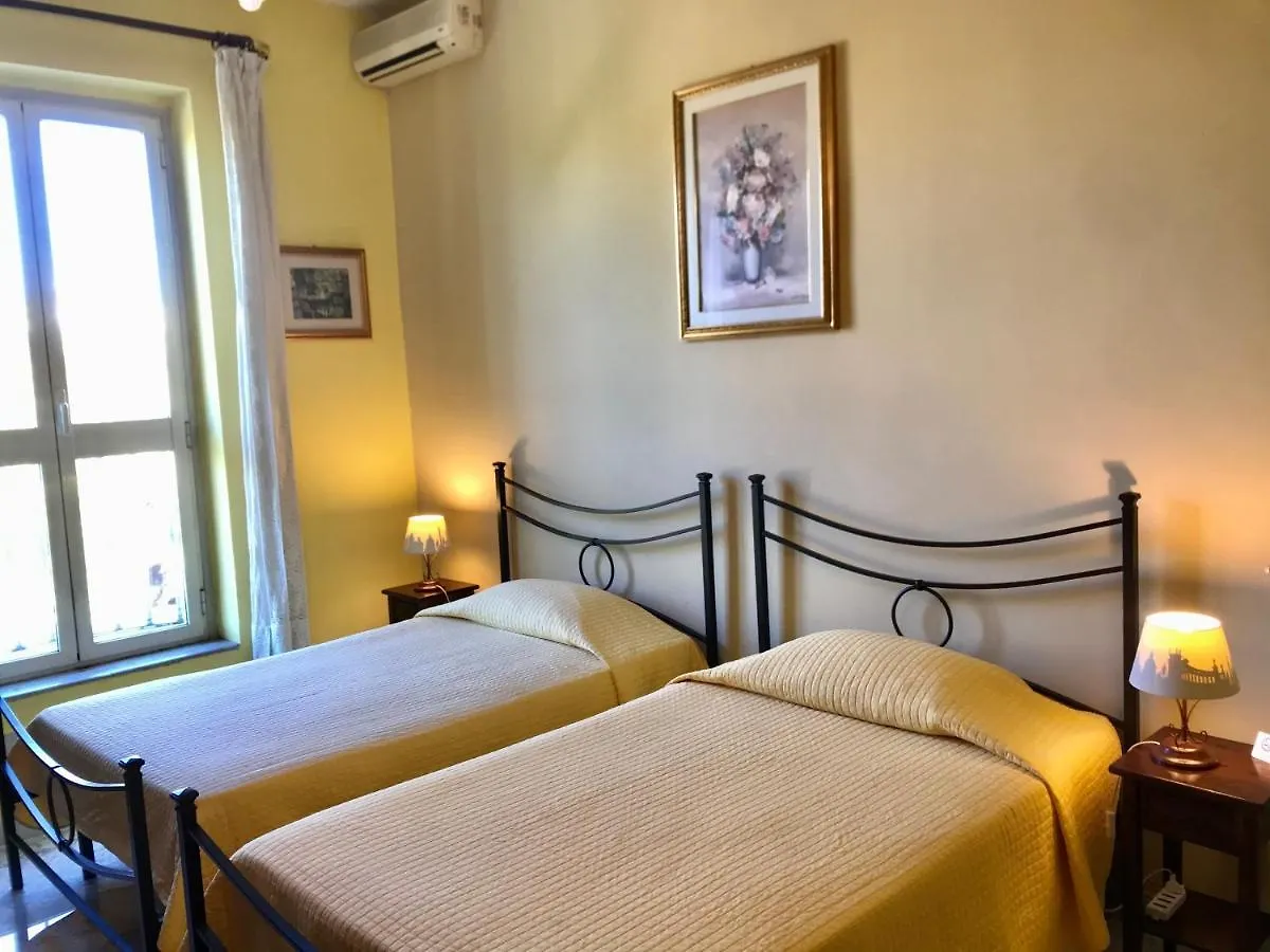 Il Tesoro Bed & Breakfast Rome 0*,  Italy